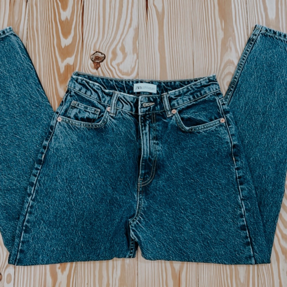 Zara Mom Jeans Size 27/4